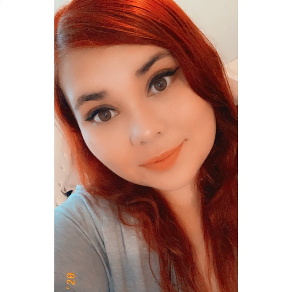 Meet your Posher, Perla